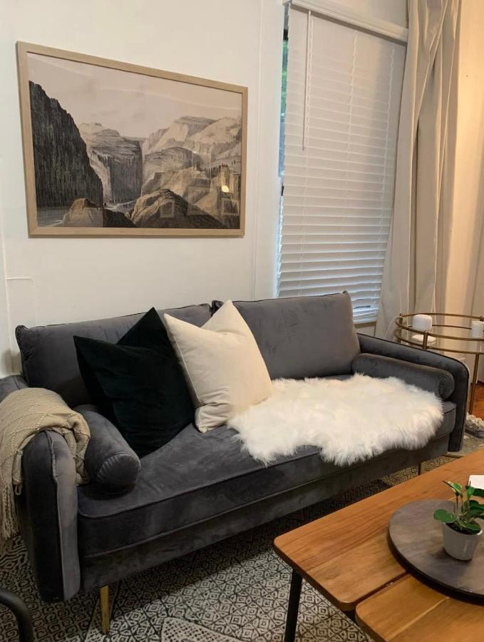 Private Room Downtown - 1 Bedroom 1Bath Lafayette Extérieur photo